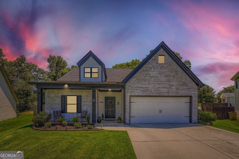 Single Family Residence in Cartersville GA 32 Autumn Turn.jpg