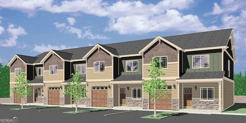 Townhouse in Byron GA 310 Beau Claire Circle.jpg