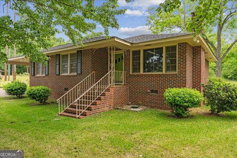 Single Family Residence in Washington GA 829 Berkshire Drive.jpg