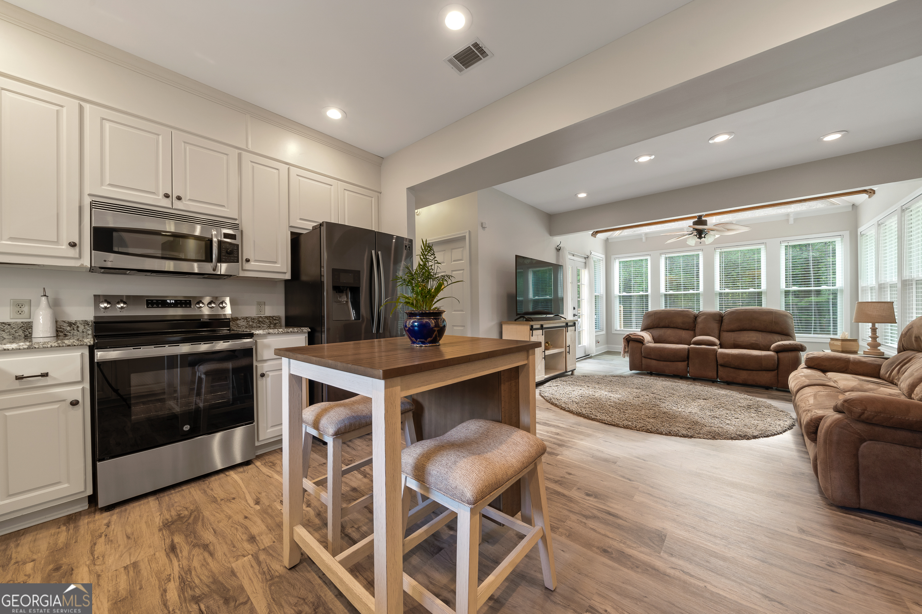 Single Family Residence in Madison GA 1050 Sugar Creek Church Road 10.jpg