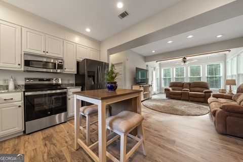 Single Family Residence in Madison GA 1050 Sugar Creek Church Road 10.jpg