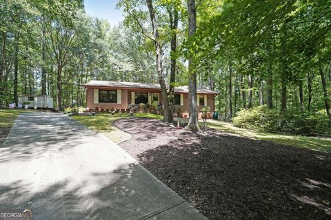Single Family Residence in Douglasville GA 8550 High Point Road.jpg