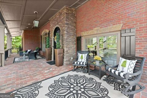 Single Family Residence in Alpharetta GA 15815 Winterfield Way 2.jpg