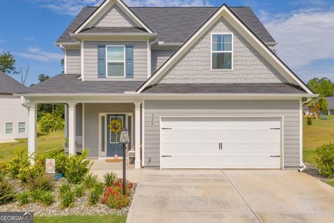 Single Family Residence in Toccoa GA 324 Quail Forest Circle.jpg