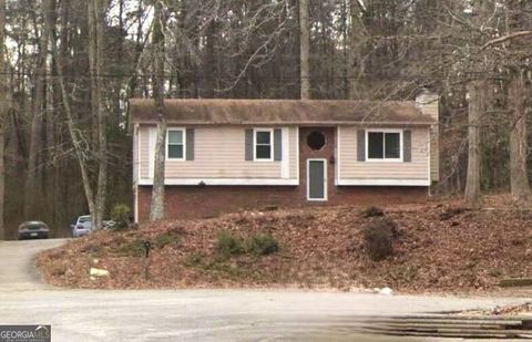 Single Family Residence in Douglasville GA 3552 S Melissa Lane.jpg