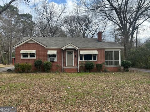 Single Family Residence in Barnesville GA 403 Atlanta Street.jpg