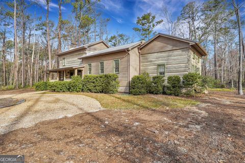 Single Family Residence in Richmond Hill GA 590 Dogwood Way 9.jpg