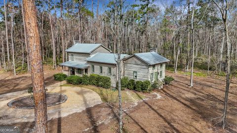 Single Family Residence in Richmond Hill GA 590 Dogwood Way 66.jpg