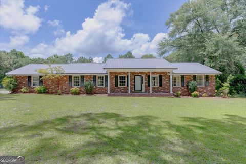 Single Family Residence in Cochran GA 327 Jones Road.jpg