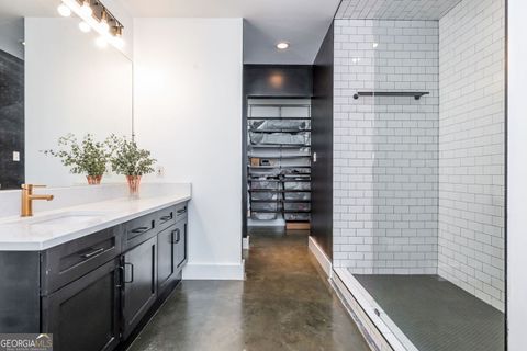 Condominium in Atlanta GA 845 Spring Street #307 19.jpg