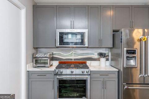 Condominium in Atlanta GA 845 Spring Street #307 9.jpg