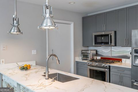 Condominium in Atlanta GA 845 Spring Street #307 11.jpg
