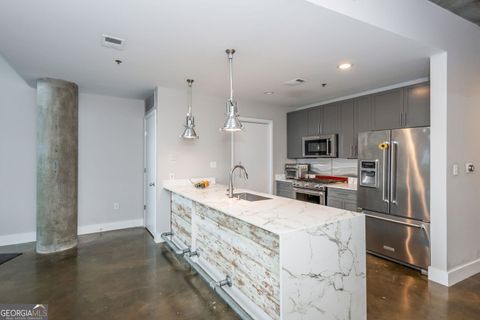 Condominium in Atlanta GA 845 Spring Street #307 6.jpg