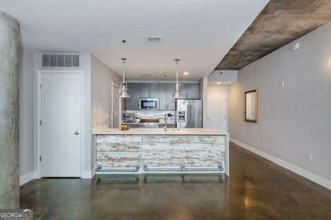 Condominium in Atlanta GA 845 Spring Street #307 7.jpg