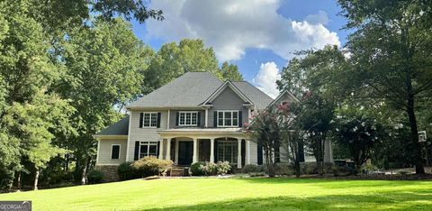 Single Family Residence in Milton GA 815 Champions Close.jpg