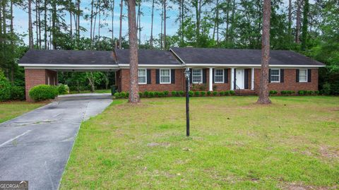 Single Family Residence in Statesboro GA 102 Lynn Avenue.jpg
