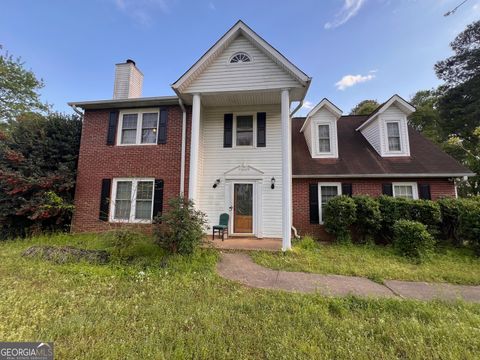 Single Family Residence in Stockbridge GA 11 Lakeview Lane.jpg