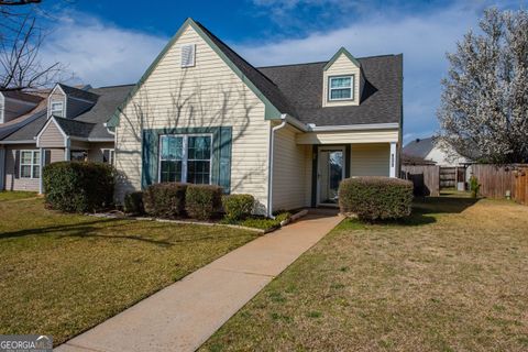 Townhouse in Warner Robins GA 131 Sussex Drive.jpg