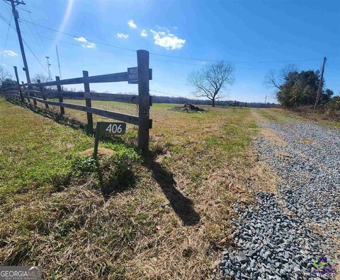 Agriculture in Cochran GA 406 Mac Thompson Road 1.jpg