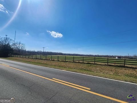 Agriculture in Cochran GA 406 Mac Thompson Road 2.jpg