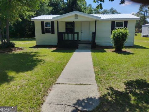 Single Family Residence in Millen GA 717 Herndon Street.jpg