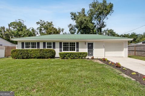 Single Family Residence in Saint Marys GA 204 Gunter Street.jpg