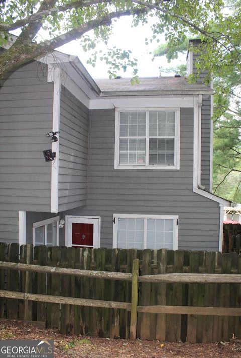 Condominium in Norcross GA 1037 Dover Way.jpg