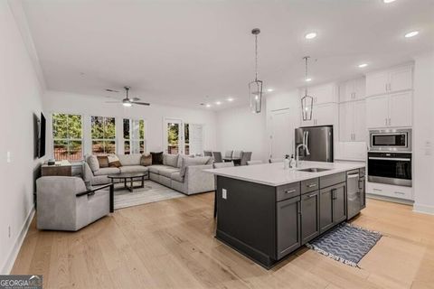 Townhouse in Alpharetta GA 1070 Harper Drive.jpg