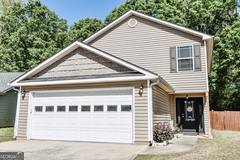 Single Family Residence in Zebulon GA 295 Wrightsburg Way.jpg