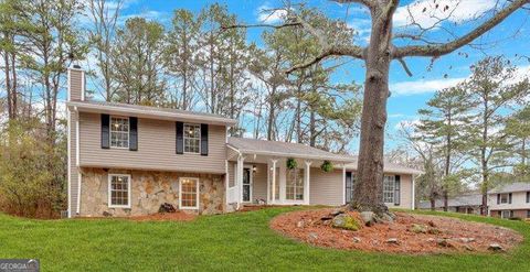 Single Family Residence in Snellville GA 3060 Eastland Way.jpg