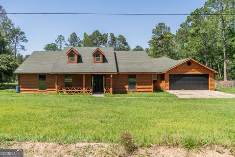 Single Family Residence in Douglas GA 153 Golden Lane.jpg