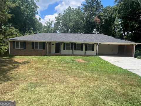 Single Family Residence in Conyers GA 1785 Marifran Court.jpg
