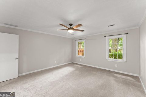 Single Family Residence in Roswell GA 215 Truehedge Trace 24.jpg
