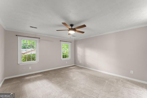 Single Family Residence in Roswell GA 215 Truehedge Trace 21.jpg