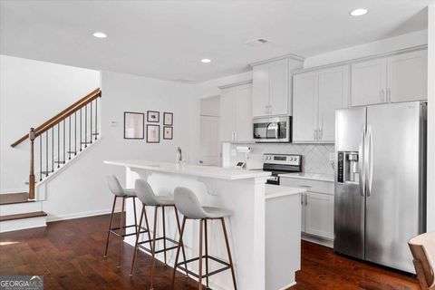 Single Family Residence in Atlanta GA 840 Regal Lane 12.jpg