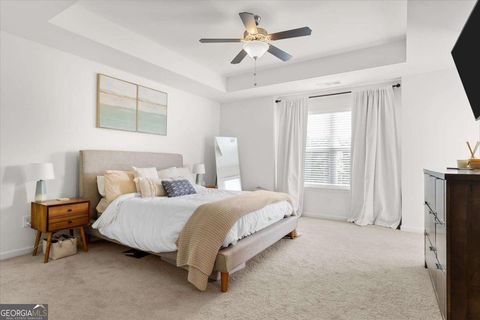 Single Family Residence in Atlanta GA 840 Regal Lane 14.jpg