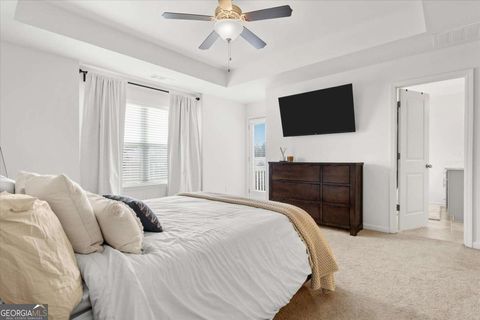 Single Family Residence in Atlanta GA 840 Regal Lane 13.jpg