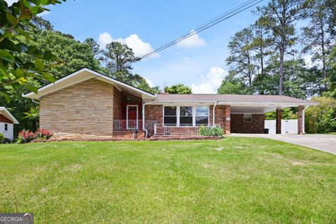 Single Family Residence in Marietta GA 2315 Tuxedo Drive.jpg