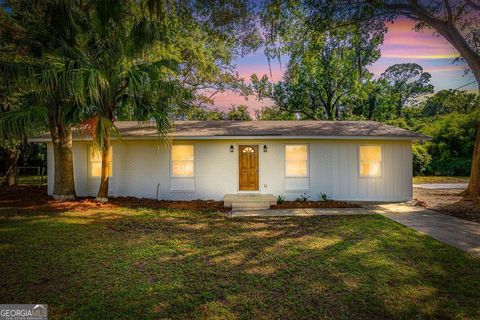 Single Family Residence in Brunswick GA 515 Nottingham Drive.jpg