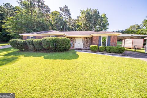 Single Family Residence in Columbus GA 6688 Lemans Lane.jpg