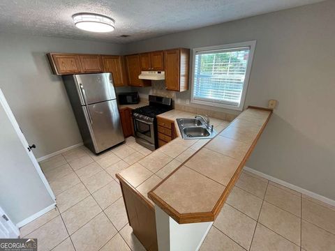 Single Family Residence in Milton GA 3251 Avensong Village Circle 6.jpg