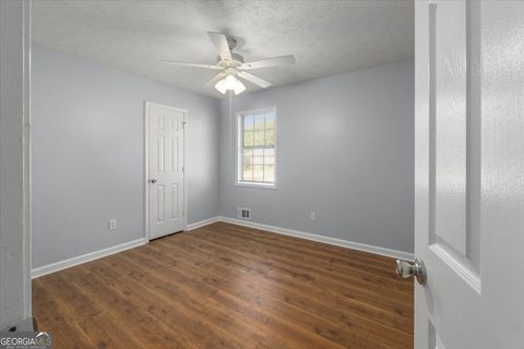 Single Family Residence in Monroe GA 243 Doster Avenue 9.jpg