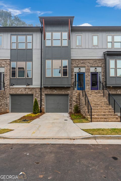 Townhouse in Chamblee GA 2174 Avion Way #11.jpg