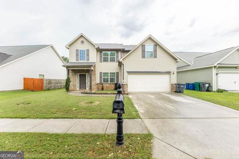Single Family Residence in Kathleen GA 318 Flowing Meadows Drive.jpg