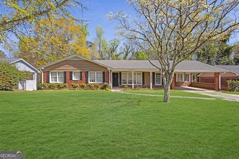 Single Family Residence in Atlanta GA 2609 Colonial Drive.jpg