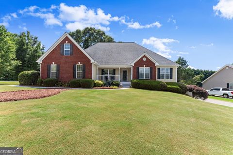 Single Family Residence in Jefferson GA 27 Kendall Creek Drive.jpg