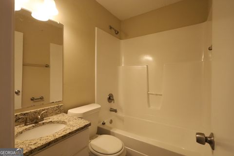 Single Family Residence in Stone Mountain GA 767 San Miguel Drive 9.jpg