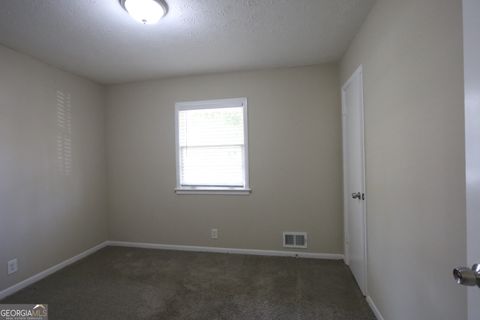 Single Family Residence in Stone Mountain GA 767 San Miguel Drive 7.jpg