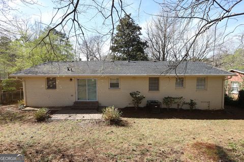 Single Family Residence in Stone Mountain GA 767 San Miguel Drive 11.jpg