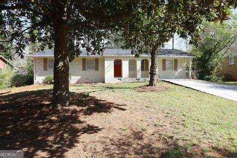 Single Family Residence in Stone Mountain GA 767 San Miguel Drive 1.jpg